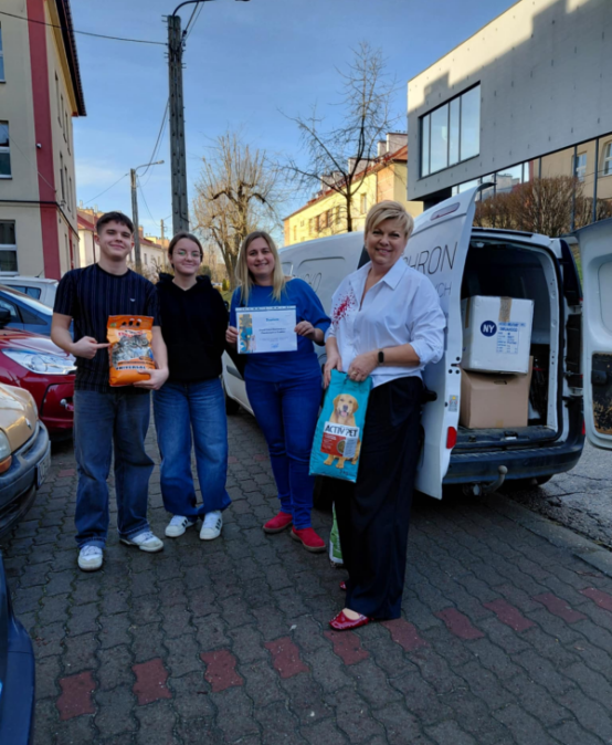Zbiórka dla schroniska RAFIK w Bolesławiu